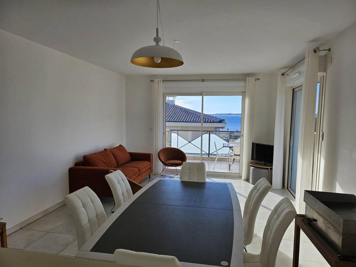 Apartment Beau T3 Aux Issambres Avec Piscine, Climatisation Et Garage - Fr-1-768-58